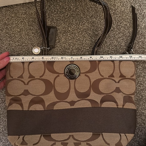 Authentic Coach purse - Picture 7 of 7